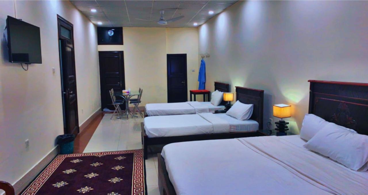 Crown Castle Peshawar Exterior foto