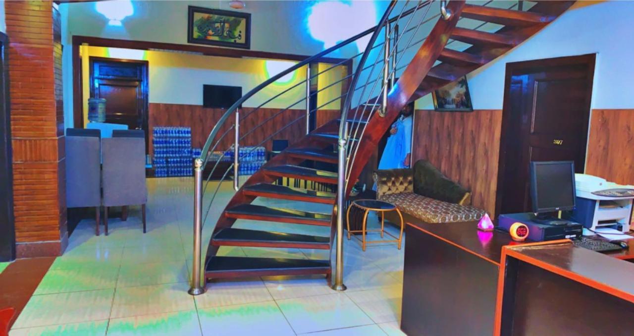 Crown Castle Peshawar Exterior foto