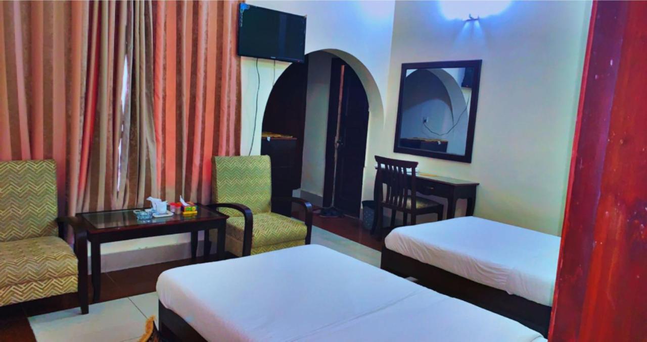 Crown Castle Peshawar Exterior foto